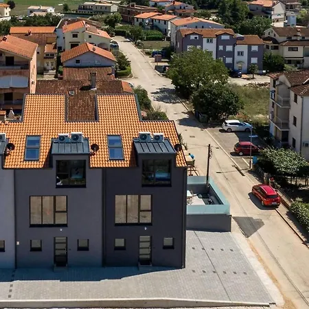 Casa Rebel Semesterbostad